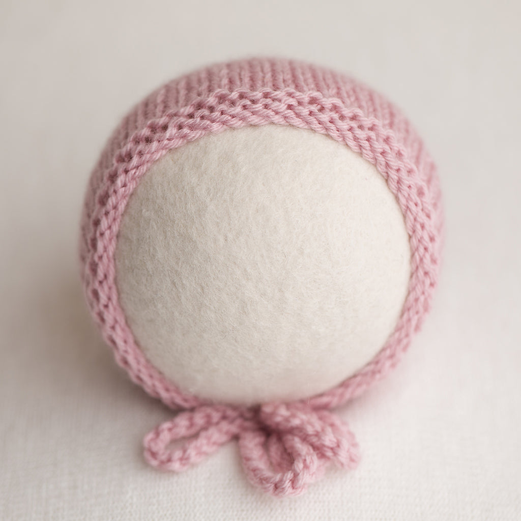 Newborn Knitted Bonnet - Dusty Pink (DM33)