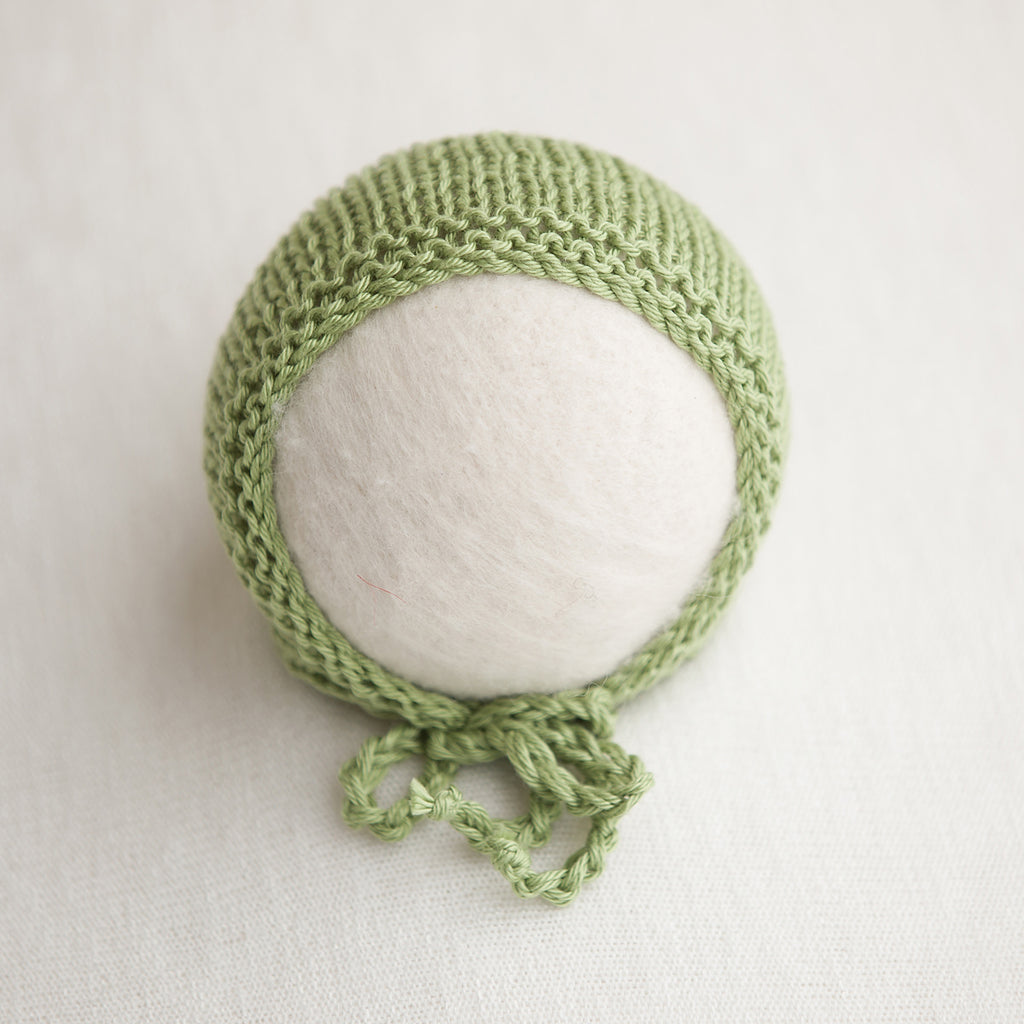 Newborn Knitted Bonnet - Leaf Green